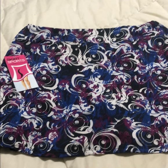 Running skirts - Picture 1 of 3